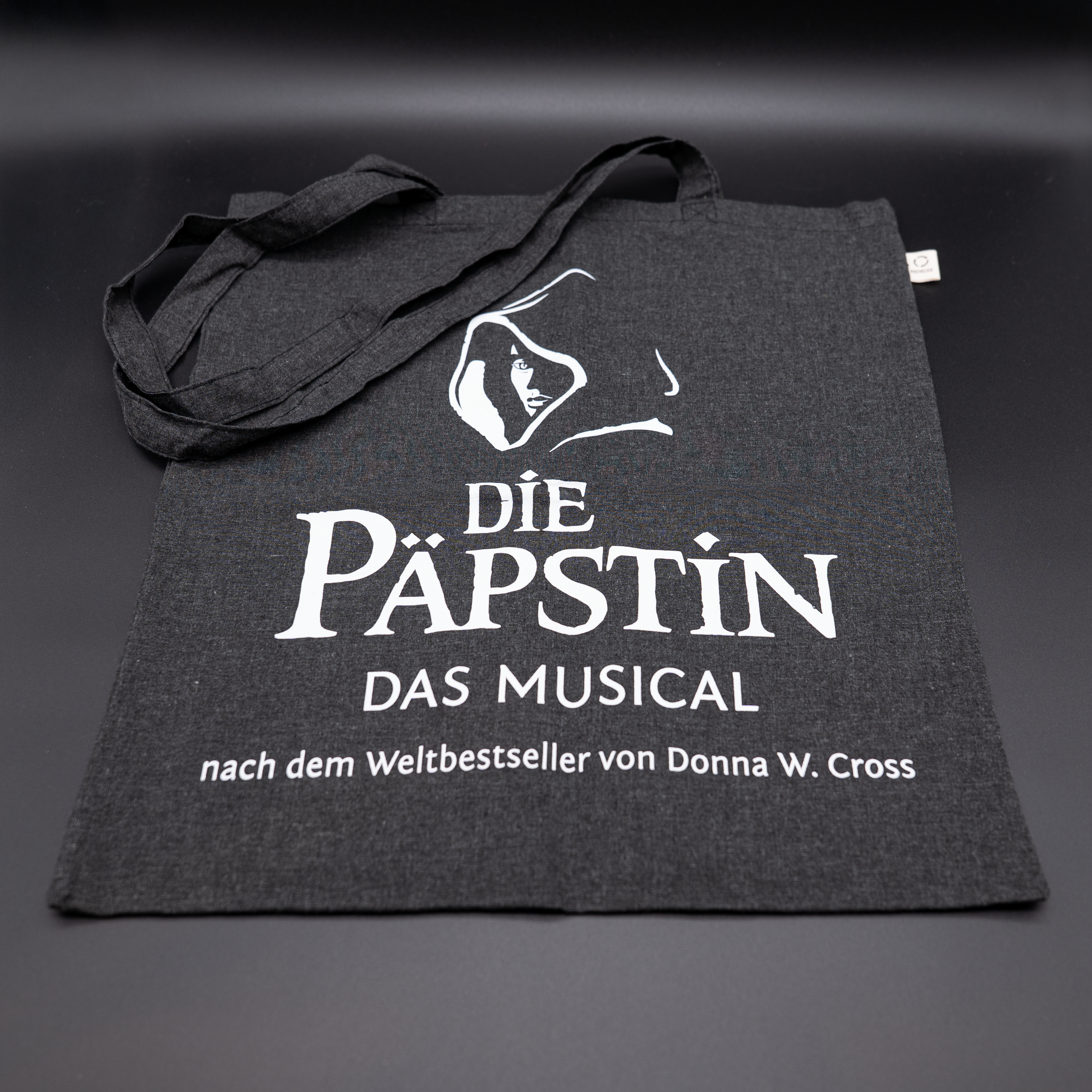 Tasche "Die Päpstin" 2025